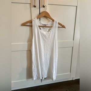 Athleta Ultimate Train Tank Top in White Size Large Yoga Pilates Running Gym
